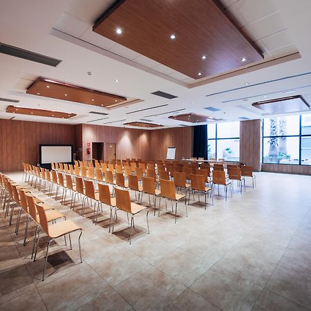Azz Valencia Congress Hotel & Spa Патерна Екстериор снимка