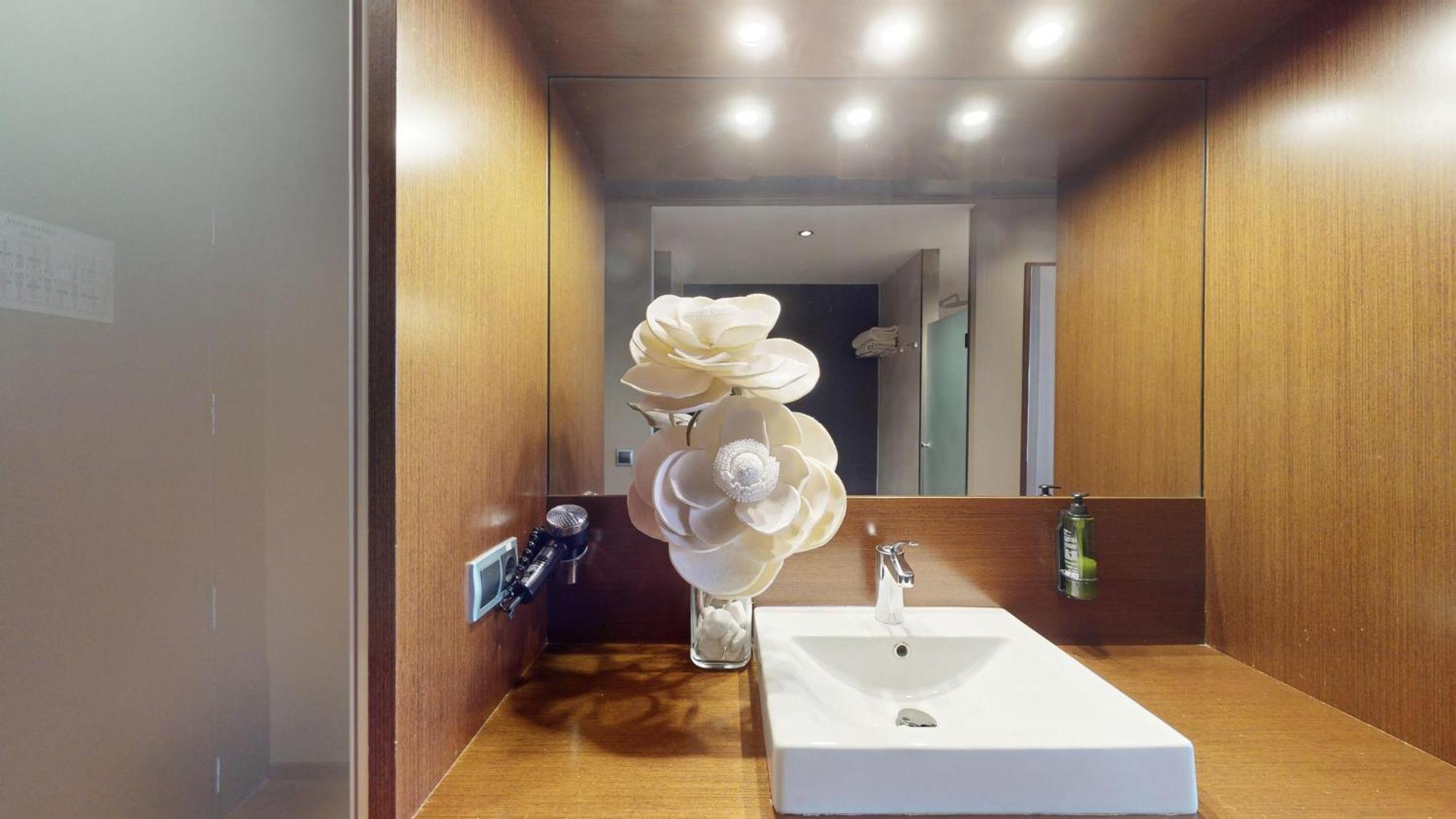 Azz Valencia Congress Hotel & Spa Патерна Екстериор снимка